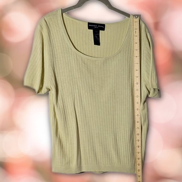 August Silk Size L 100% Silk Light Avocado Green Knit Top - Picture 7 of 8